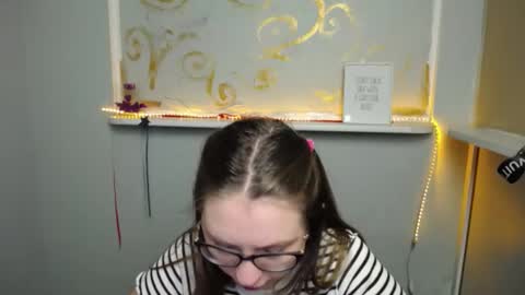 Snapshot of luizaheems_ chatting on 12/14/24, 11:39 Luiza online show from 12/14/24, 11:39