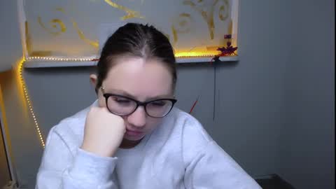 Snapshot of luizaheems_ chatting on 02/17/25, 07:37 Luiza online show from 02/17/25, 07:37