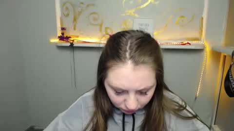 Snapshot of luizaheems_ chatting on 02/23/25, 10:28 Luiza online show from 02/23/25, 10:28