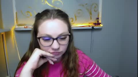 Snapshot of luizaheems_ chatting on 02/24/25, 01:10 Luiza online show from 02/24/25, 01:10