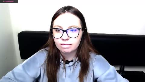 Luiza online show from 03/21/26, 07:57