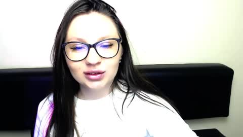 Luiza online show from 05/15/26, 09:16