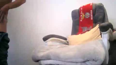 luizs23 online show from 04/24/26, 05:48