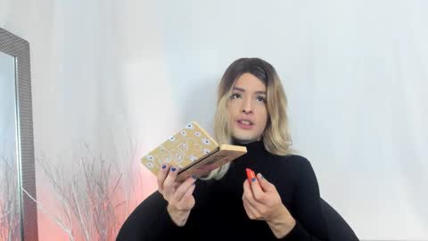 Snapshot of lukacastillo chatting on 11/26/25, 09:27 Luka Castillo online show from 11/26/25, 09:27