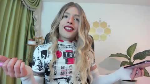 Snapshot of lukacastillo chatting on 02/20/26, 03:14 Luka Castillo online show from 02/20/26, 03:14