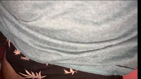 Snapshot of lukaskab chatting on 12/21/25, 10:11 Skaluk online show from 12/21/25, 10:11