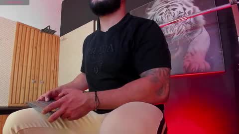 LUKE online show from 10/25/25, 11:29