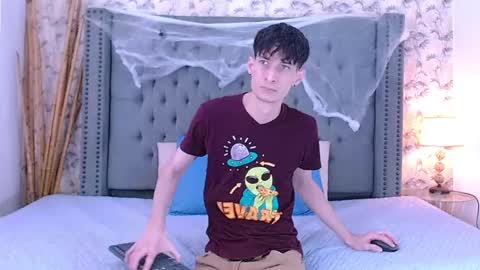 luke_carter online show from 10/13/25, 01:11