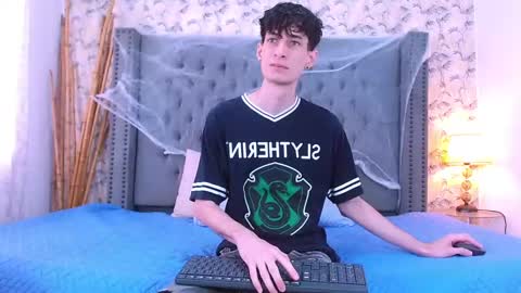 luke_carter online show from 10/21/25, 01:12