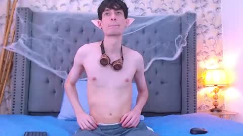 luke_carter online show from 10/31/25, 01:23