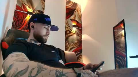 LUKE online show from 03/18/26, 01:14