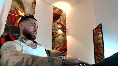 LUKE online show from 04/17/26, 01:14