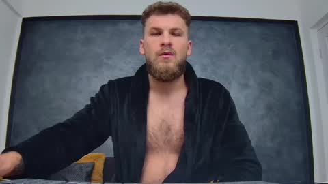 Luke online show from 01/26/25, 04:09