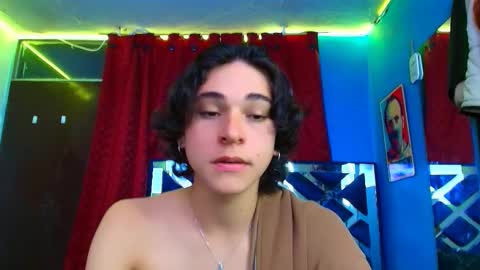 Snapshot of luke_howland chatting on 03/04/25, 09:32 Luke online show from 03/04/25, 09:32