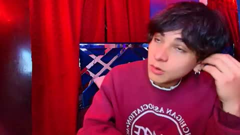 Snapshot of luke_howland chatting on 07/04/26, 01:12 Luke online show from 07/04/26, 01:12