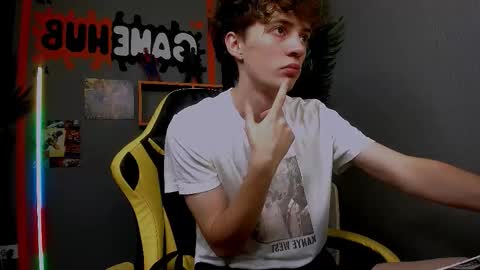 Luke online show from 12/02/25, 10:42