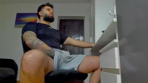 Luke online show from 12/23/25, 06:33