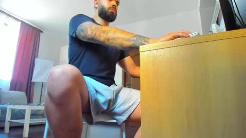 Snapshot of lukedenver chatting on 05/16/26, 08:00 Luke online show from 05/16/26, 08:00