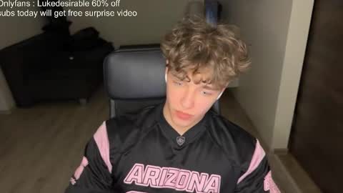 lukedesirable online show from 04/03/26, 07:23