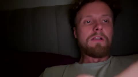 lukeeeeey96 online show from 12/18/25, 10:16