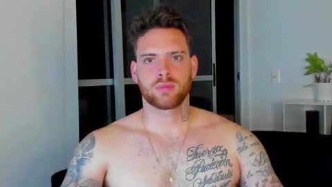 Snapshot of lukeglanton17 chatting on 09/19/25, 03:30 Luke online show from 09/19/25, 03:30