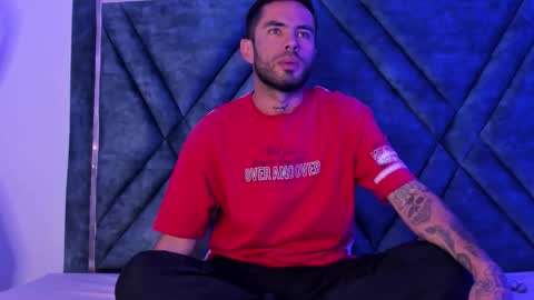 Luke Steel online show from 10/23/25, 05:44