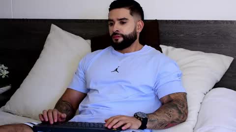 Lukhas f4f online show from 10/01/25, 07:20