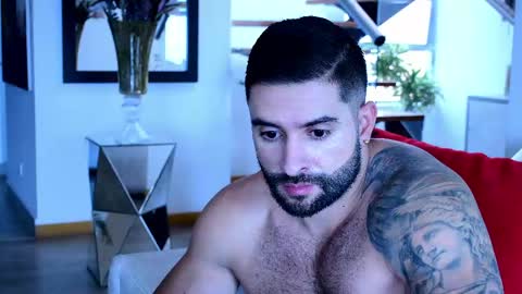 Snapshot of lukhass chatting on 06/04/26, 06:36 Lukhas f4f online show from 06/04/26, 06:36