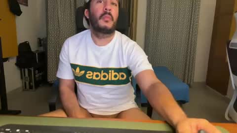 Snapshot of lukko33 chatting on 02/07/25, 05:52 lukko33 online show from 02/07/25, 05:52