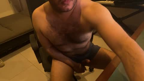 Snapshot of lukko33 chatting on 11/07/25, 06:35 lukko33 online show from 11/07/25, 06:35