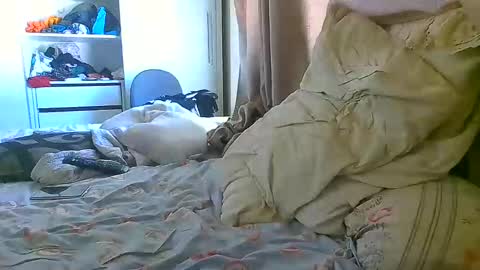 Snapshot of luksmen1 chatting on 02/09/25, 03:45 lucifer online show from 02/09/25, 03:45