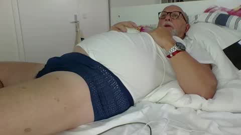 Snapshot of luley58 chatting on 12/18/24, 11:24 luley58 online show from 12/18/24, 11:24