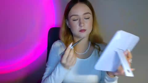 Lulu Baby18 online show from 11/21/25, 08:13