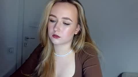 Lulu Baby18 online show from 04/11/26, 06:12