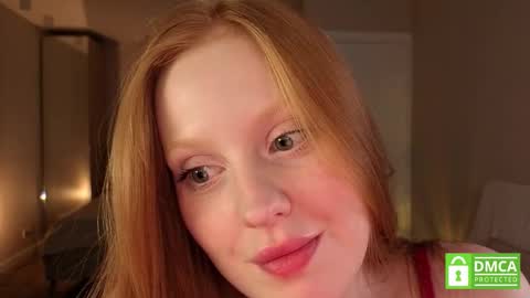 Snapshot of lulu_moons chatting on 11/14/25, 04:17 Lulu online show from 11/14/25, 04:17