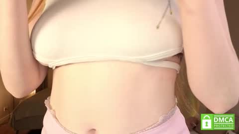 Snapshot of lulu_moons chatting on 12/04/25, 04:38 Lulu online show from 12/04/25, 04:38