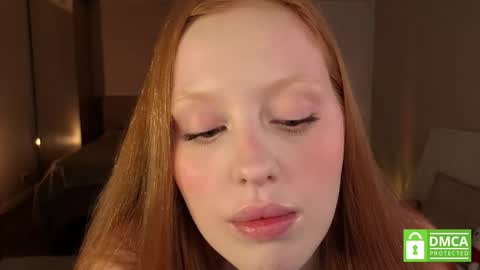 Snapshot of lulu_moons chatting on 12/16/25, 04:34 Lulu online show from 12/16/25, 04:34