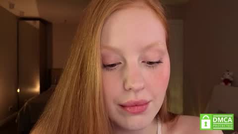 Snapshot of lulu_moons chatting on 01/13/26, 09:47 Lulu online show from 01/13/26, 09:47