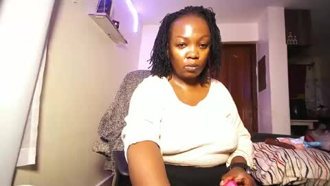 Snapshot of lulu_sparks1 chatting on 07/06/26, 02:41 lulu_sparks1 online show from 07/06/26, 02:41