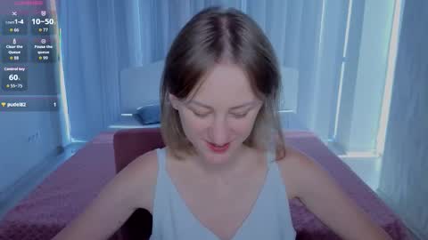 Lily online show from 09/23/25, 10:18
