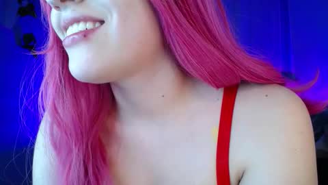 Snapshot of lulugh_ chatting on 09/26/25, 07:29 lulu online show from 09/26/25, 07:29