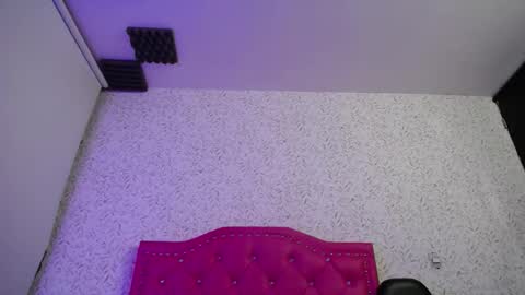 Luly online show from 10/15/25, 04:12