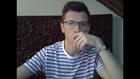 Snapshot of lumberjack__666 chatting on 12/19/25, 07:10 Andrew independent model 2000-0000 CET daily online show from 12/19/25, 07:10