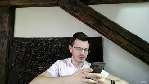 Andrew independent model 2000-0000 CET daily online show from 04/07/26, 01:22