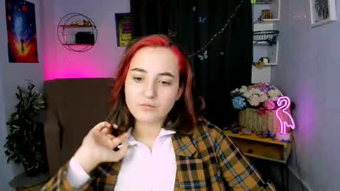 Snapshot of lumera_gentle chatting on 12/14/25, 10:09 lumera_gentle online show from 12/14/25, 10:09