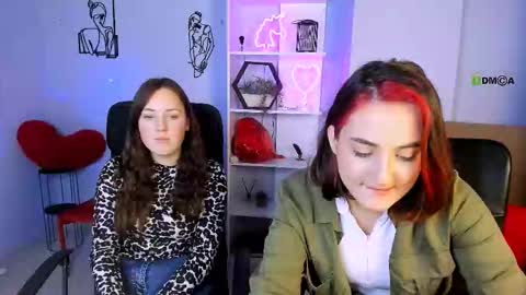 Snapshot of lumera_gentle chatting on 12/17/25, 01:06 lumera_gentle online show from 12/17/25, 01:06