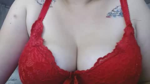 LUMI     online show from 01/19/25, 01:43