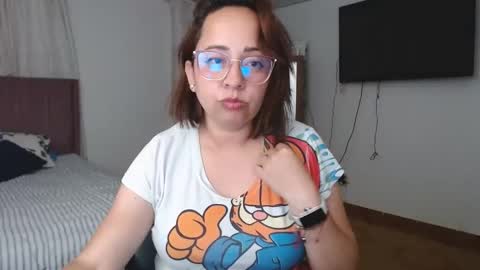 LUMI     online show from 02/02/25, 04:05