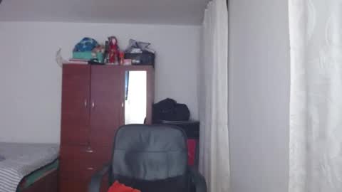 LUMI     online show from 02/04/25, 04:05