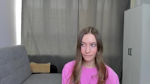 Snapshot of luminaya chatting on 02/19/26, 09:38 Naya online show from 02/19/26, 09:38